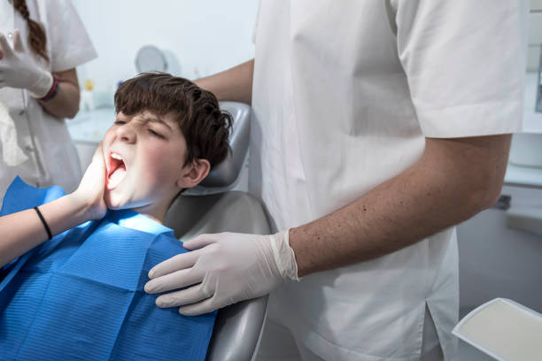 Best Emergency Treatment for Dental Infections or Abscesses in Bee Ridge, FL